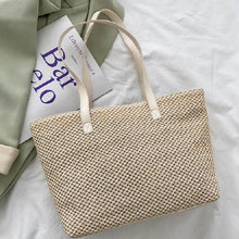 Laden Sie das Bild in den Galerie-Viewer, REMI Large Casual Beach Straw Vegan Leather Straps Tote Bag - Bali Lumbung