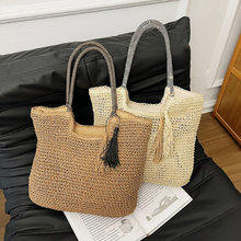 Load image into Gallery viewer, CORAL Casual Vintage Two Tones Color Tote Beach Straw Bag - Bali Lumbung