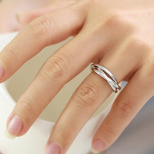 Afbeelding in Gallery-weergave laden, ROYAL Tricolored or Silver  Colors Classic Rolling Rings - Bali Lumbung