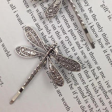 Afbeelding in Gallery-weergave laden, POLY Elegant Vintage Silver Dragonfly Hairpins - Bali Lumbung