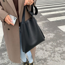 Indlæs billede til gallerivisning PEPPY  #1 Rectangle Fashion Style Lady Messenger Shoulder/ Crossbody Bag