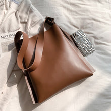 Indlæs billede til gallerivisning PEPPY  #1 Rectangle Fashion Style Lady Messenger Shoulder/ Crossbody Bag