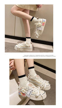 Indlæs billede til gallerivisning MAGGIE Canvas Platform Sneakers with Flowers - Bali Lumbung