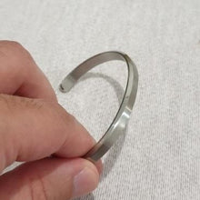 Load image into Gallery viewer, STEPH  Cuff Bangles Stainless Steel Unisex Bracelet - Bali Lumbung