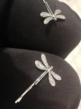 Afbeelding in Gallery-weergave laden, POLY Elegant Vintage Silver Dragonfly Hairpins - Bali Lumbung