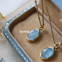 Laden Sie das Bild in den Galerie-Viewer, LILA Stainless Steel Crystal Natural Stone Oval Pendant Bead Chain Necklace - Bali Lumbung