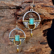 Laden Sie das Bild in den Galerie-Viewer, DORIE Vintage Boho Round Silver Drop Earrings