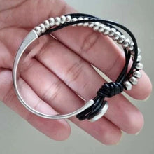 Load image into Gallery viewer, RILEY Unique Bangles mixed Leather and Alloy - Bali Lumbung