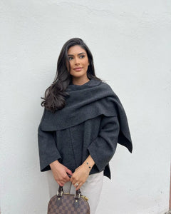 DEE Long Sleeves Short Gray Cape Coat with Scarf