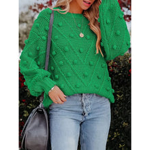 Cargar imagen en el visor de la galería, COSMO Fashionable, Loose-fitting Knitted Sweater with Ball Knit Design