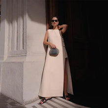 Laden Sie das Bild in den Galerie-Viewer, COLLETE Sleeveless Button Split Midi Dress for Women with Round Neck