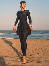Afbeelding in Gallery-weergave laden, FAARIHA The Color Block High Neck Burkini has a Hijab and Long Sleeves for Modest Swimwear 3 Piece Set