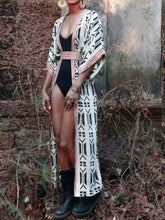 Indlæs billede til gallerivisning MAUNA Chic Kimono Swimsuit Cover-Ups - Self-Belted