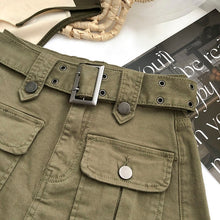 Cargar imagen en el visor de la galería, SISY Korean Style High Waist Big Pockets Cargo Mini Culotte Skort with Belt