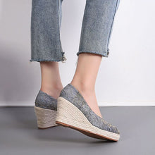 Laden Sie das Bild in den Galerie-Viewer, THEA #1 Women&#39;s Stylish Wedge Shoes for any occasion
