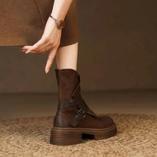 Laden Sie das Bild in den Galerie-Viewer, LULE Ankle Boots with Thick Heels and Elastic Round Head - Bali Lumbung