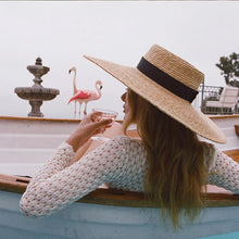 Laden Sie das Bild in den Galerie-Viewer, DELLA Oversized Beach Hat For Women With Big Brim