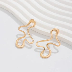 OKIOL Metal Stud Earrings with Irregular Hollow Design