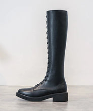 Laden Sie das Bild in den Galerie-Viewer, KENSEY High Low Heel Knee High Boots with Round Toe and Lace-Up Design