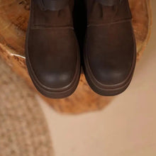 Cargar imagen en el visor de la galería, LULE Ankle Boots with Thick Heels and Elastic Round Head - Bali Lumbung