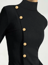 Cargar imagen en el visor de la galería, KIM High Neck Gold Button Pullover: Perfect for Fall and Spring