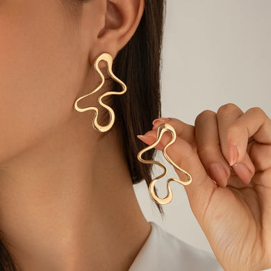 OKIOL Metal Stud Earrings with Irregular Hollow Design