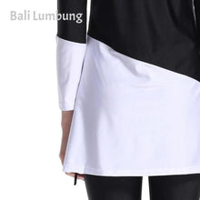 Afbeelding in Gallery-weergave laden, GABINA Black &amp; White Muslim Swimsuit (burkini) - Bali Lumbung