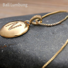 Cargar imagen en el visor de la galería, ISLA Initial Letter Necklace Gold 26 Letters Pendants - Bali Lumbung