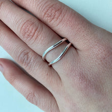 Load image into Gallery viewer, AGY Adjustable Sterling Silver Line Rings - Bali Lumbung