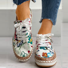 Afbeelding in Gallery-weergave laden, GHEA Cute Fashion Style Casual Flower Printed Lace-Up Platform Sneakers