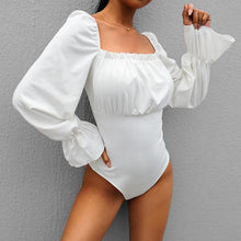 Afbeelding in Gallery-weergave laden, COSMO Bodysuit with Square Collar Lace Back Flare Sleeves