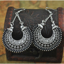 Cargar imagen en el visor de la galería, OILA #2 Antique silver Boho Drop Earrings - Bali Lumbung