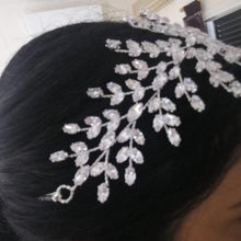Cargar imagen en el visor de la galería, HANNA Cubic Zirconia Hair Accessories for Fashion Wedding