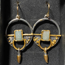 Laden Sie das Bild in den Galerie-Viewer, DORIE Vintage Boho Round Silver Drop Earrings