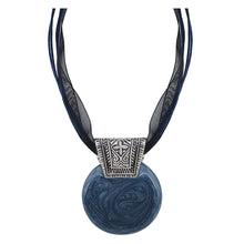 Indlæs billede til gallerivisning ALEDA Vintage Round Enamel Pendant Ribbon Necklace