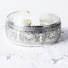 Indlæs billede til gallerivisning SANA Boho Antique Silver Cuff Bangle Carving Adjustable Bracelets