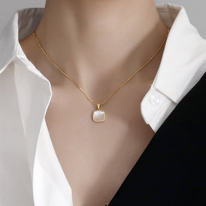 LOLHA Geometrical Natural Shell Coin Pendant Necklaces