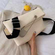 Indlæs billede til gallerivisning CORA #1 Unique Crossbody Clutch Designer Handbag