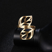 Indlæs billede til gallerivisning SHAY Two Leaves Classical Wrap Around Rings - Bali Lumbung