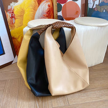 Laden Sie das Bild in den Galerie-Viewer, ELLON Soft Vegan Leather Women&#39;s Large Shoulder Bags