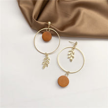 Cargar imagen en el visor de la galería, KIKA Handmade Asymmetrical Hoop Leaf Drop Earrings - Bali Lumbung