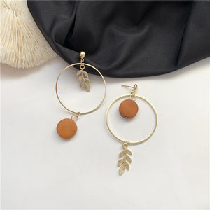 KIKA Handmade Asymmetrical Hoop Leaf Drop Earrings - Bali Lumbung