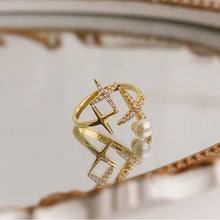 Laden Sie das Bild in den Galerie-Viewer, GENEVIEVE Crystal Star Shaped with Foux Pearl Adjustable Ring - Bali Lumbung