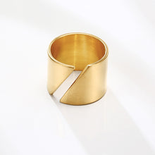 Load image into Gallery viewer, LOU Modern Wrap Diagonal Front Cut Wide Ring Band - Bali Lumbung
