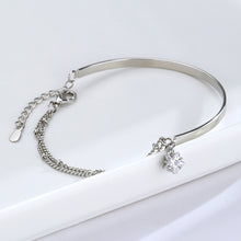 Cargar imagen en el visor de la galería, JULIETTE Silver with Zircon Double Layer Chain Star Bracelet - Bali Lumbung