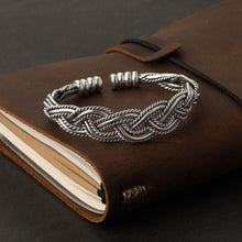 Afbeelding in Gallery-weergave laden, ORIA Sterling Silver Vintage Braided Adjustable Cuff Bracelets