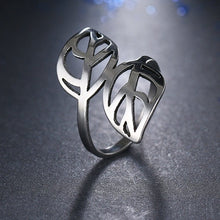 Cargar imagen en el visor de la galería, SHAY Two Leaves Classical Wrap Around Rings - Bali Lumbung