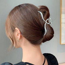 Laden Sie das Bild in den Galerie-Viewer, ZIGY Unique Design Hair Clip Headwear Hair Accessories - Bali Lumbung